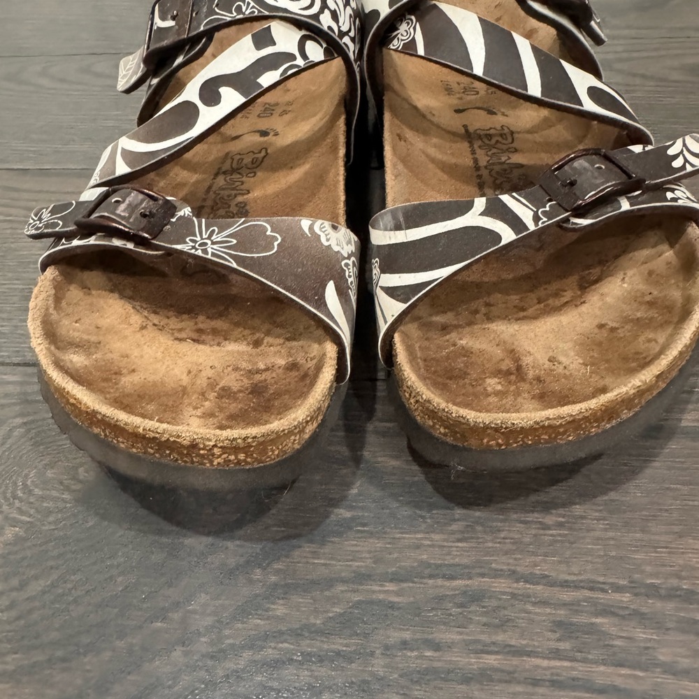 Birkes Brown and White Comfort Sandals Size 37